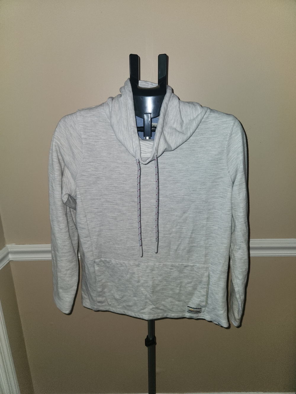 Light Gray Women's Pullover Hoodie Shirt
